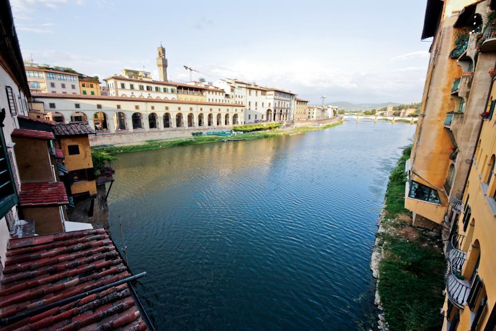 Ponte Vecchio Tower Florencia